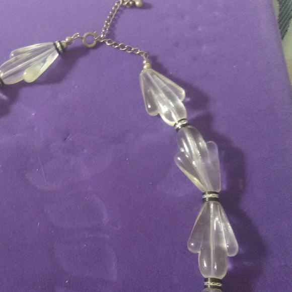 Fancy T-shirt w free necklace - Picture 5 of 6